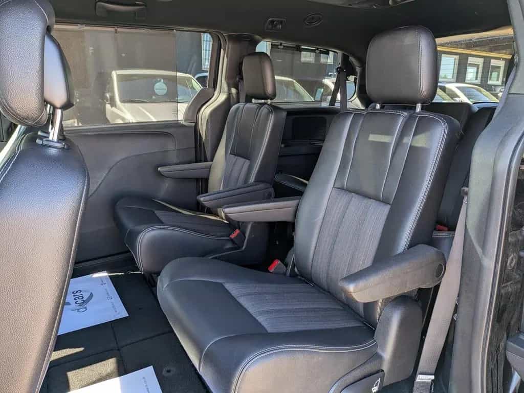 Lancia Voyager S 2.8 CRD 7 Sitze Navi TÜV Neu+Garantie 04/2015-photo-10