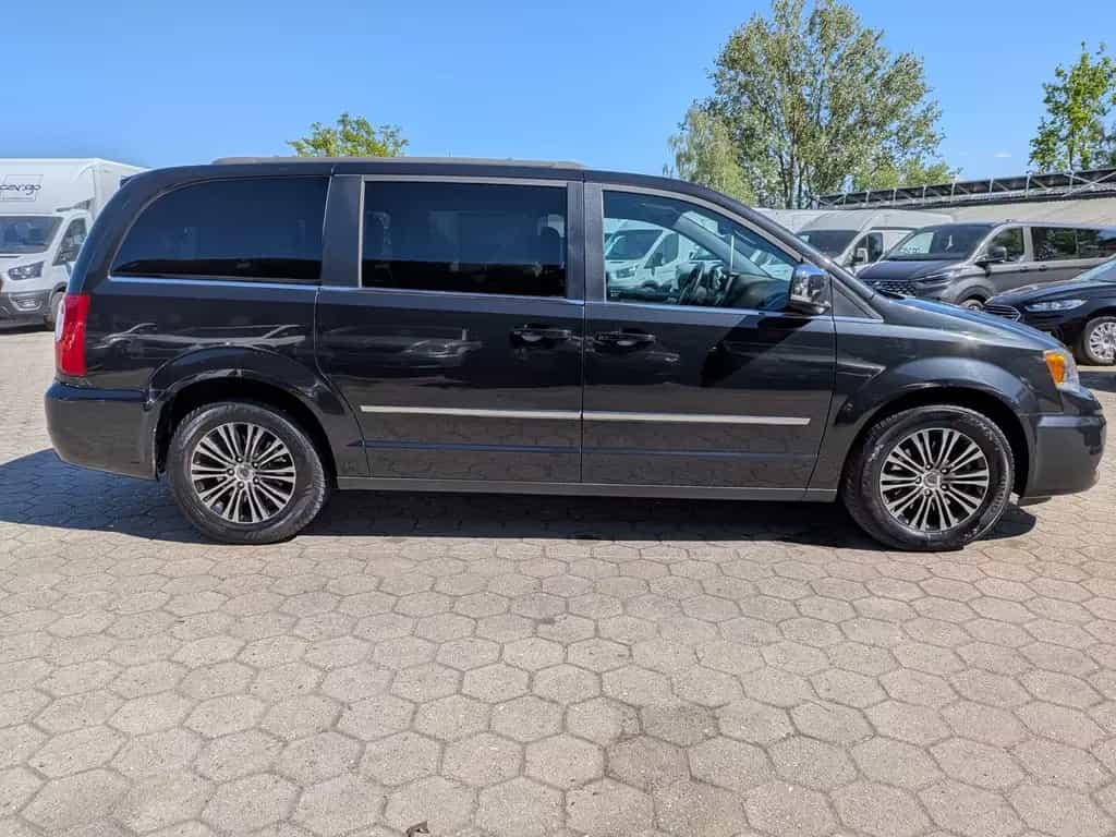 Lancia Voyager S 2.8 CRD 7 Sitze Navi TÜV Neu+Garantie 04/2015-photo-6