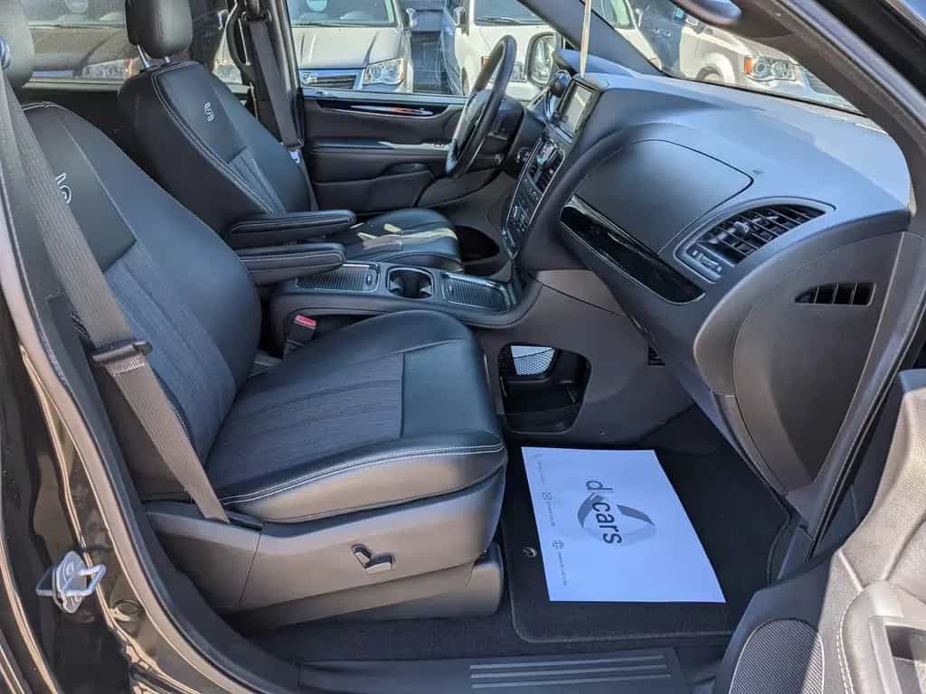 Lancia Voyager S 2.8 CRD 7 Sitze Navi TÜV Neu+Garantie 04/2015-photo-8