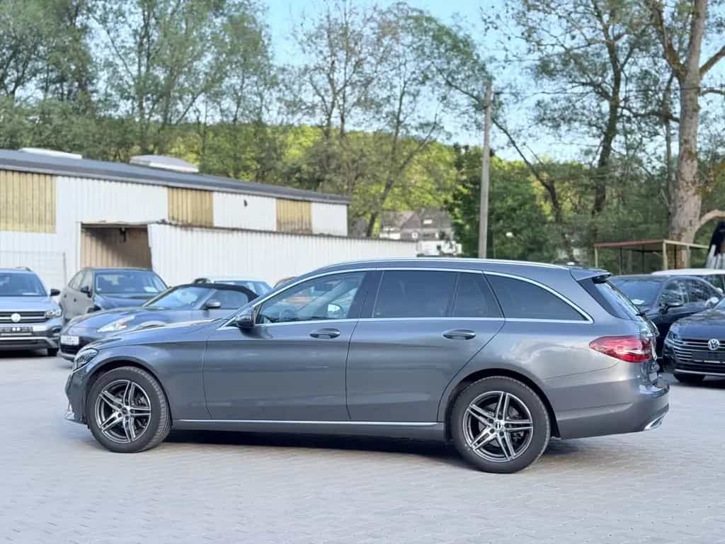 Mercedes-Benz C 200 C T-Modell C 200 T Avantgarde/LED/RCAM/46.500km 01/2019-photo-11
