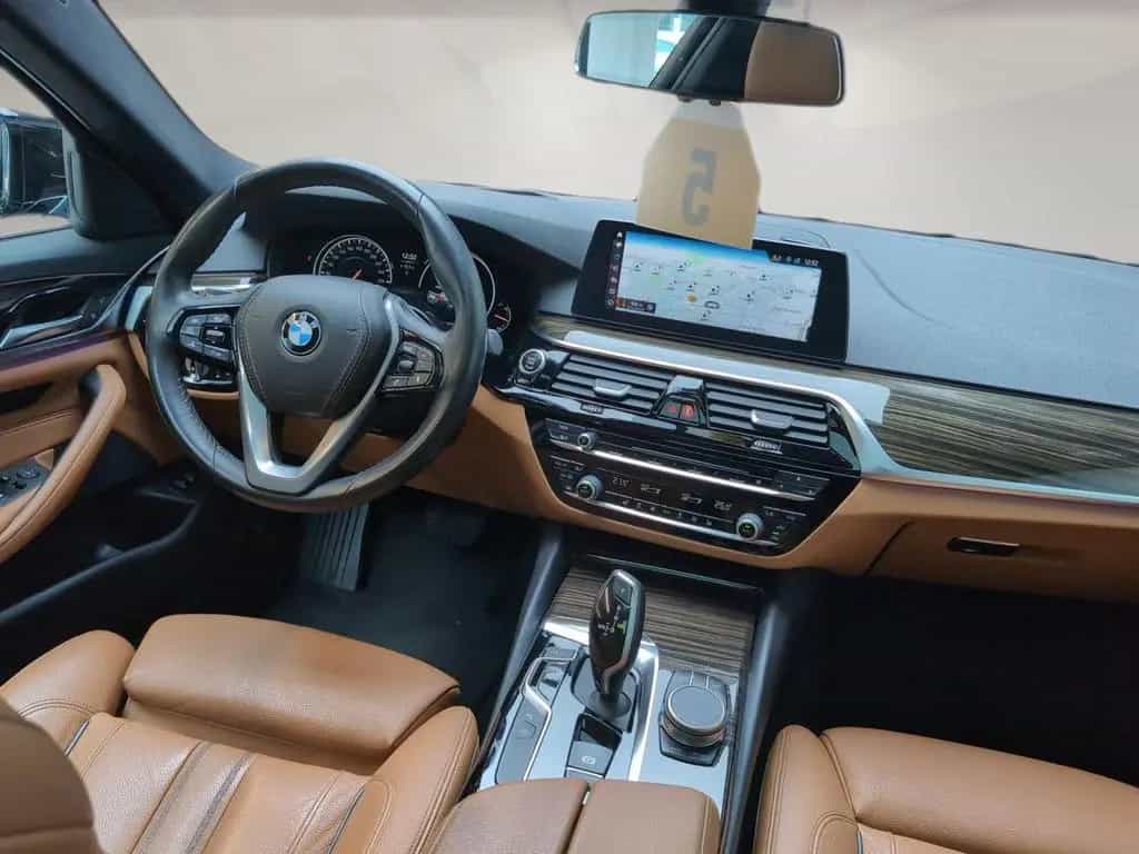 BMW 5 Series 540i Sport/360°/HUD/Pano/D-Key/LED/AHK/SHeftBMW 01/2018-photo-17
