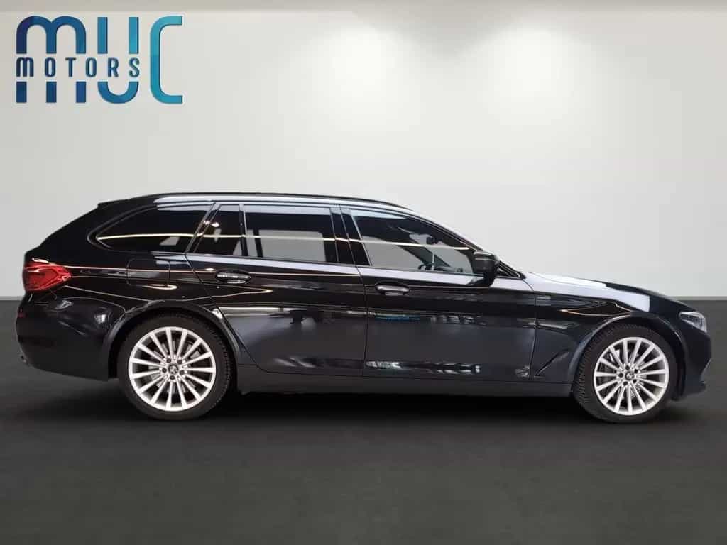 BMW 5 Series 540i Sport/360°/HUD/Pano/D-Key/LED/AHK/SHeftBMW 01/2018-photo-2