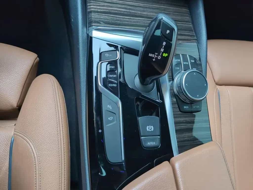 BMW 5 Series 540i Sport/360°/HUD/Pano/D-Key/LED/AHK/SHeftBMW 01/2018-photo-21