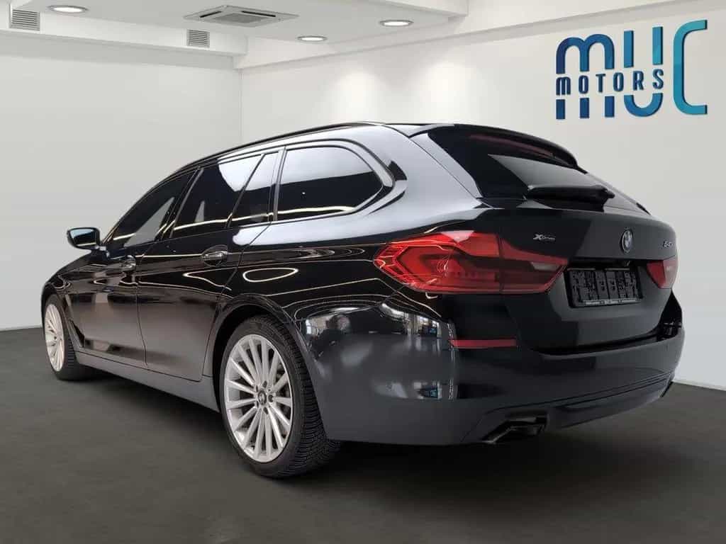 BMW 5 Series 540i Sport/360°/HUD/Pano/D-Key/LED/AHK/SHeftBMW 01/2018-photo-4