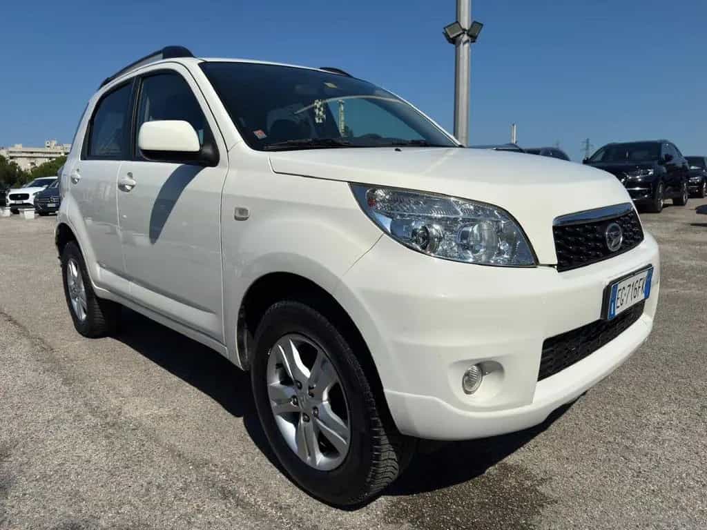 Daihatsu Terios DAIHATSU Terios 1.5 2WD B You Five Think Pink 03/2011-photo-2