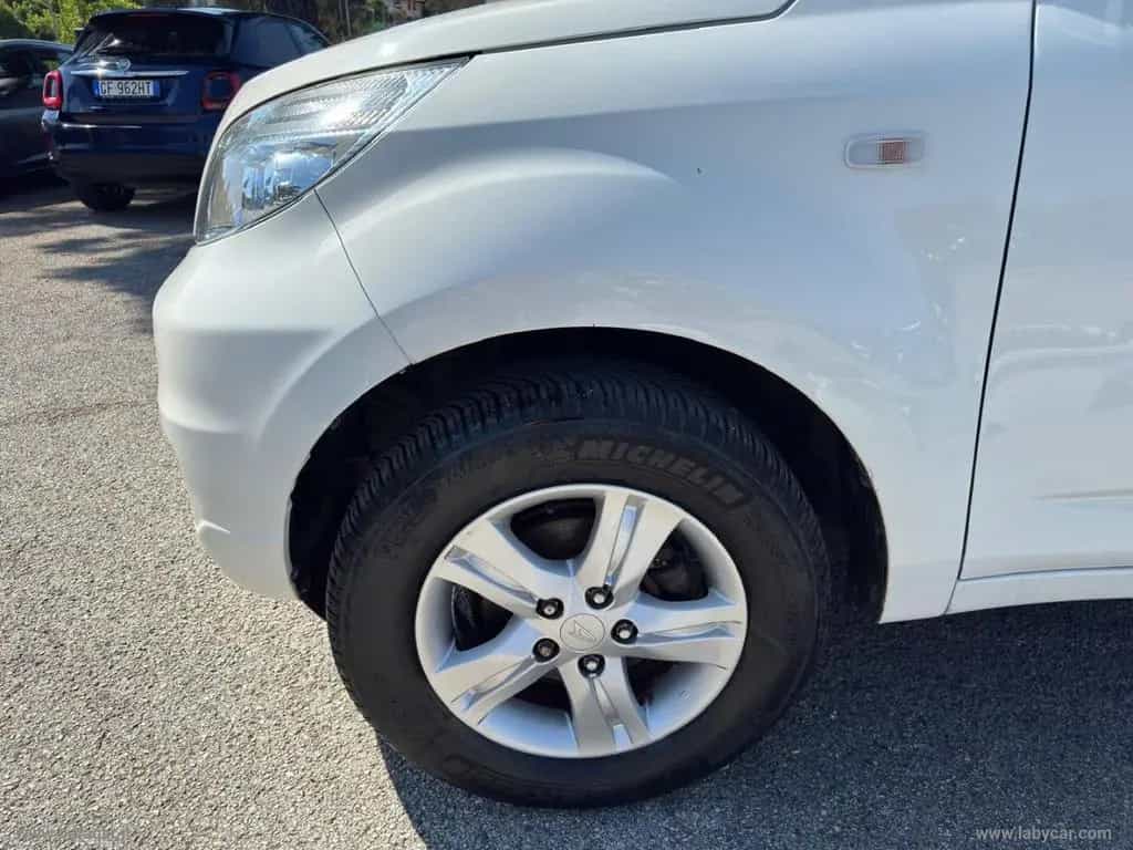 Daihatsu Terios DAIHATSU Terios 1.5 2WD B You Five Think Pink 03/2011-photo-4