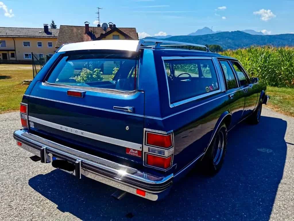 Buick Electra Station Wagon 07/1990-photo-6