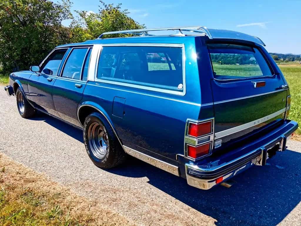 Buick Electra Station Wagon 07/1990-photo-9