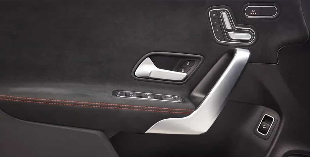 Mercedes-Benz CLA-Class SB 4-MATIC*3x AMG SPORT*MBUX*WIDE*PANO* 09/2019-photo-26