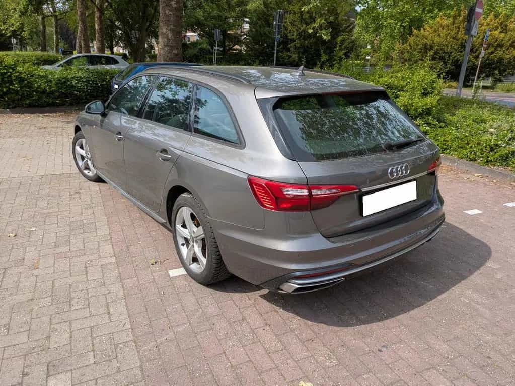 Audi A4 Avant Benziner Automatik zu verkaufen 12/2019-photo-2