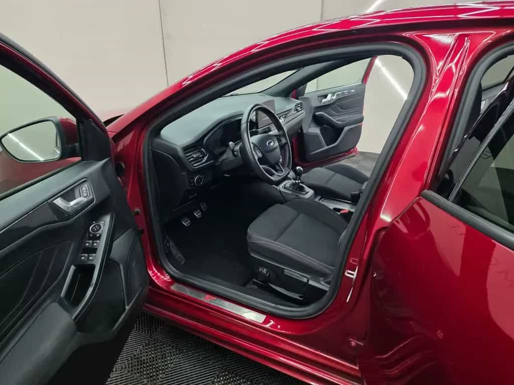 Ford Focus Lim. ST-Line, Top Ausstattung, gepflegtes 01/2019-photo-39