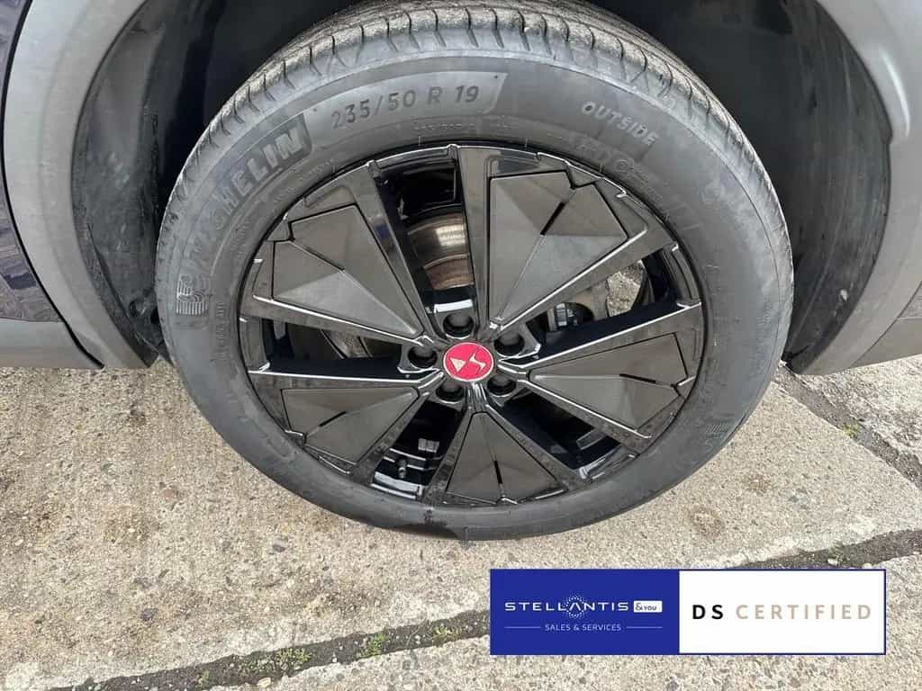 DS Automobiles DS7 (Crossback) DS7 Crossback Performance Line + 130 HDI EAT 7 04/2024-photo-10