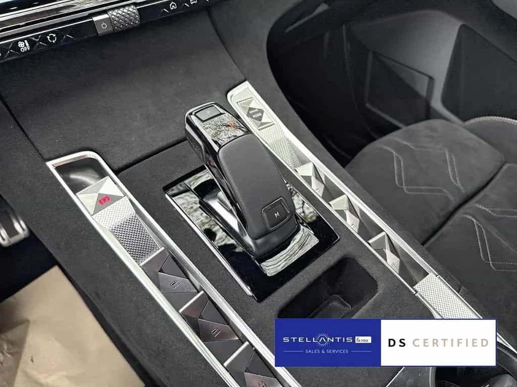 DS Automobiles DS7 (Crossback) DS7 Crossback Performance Line + 130 HDI EAT 7 04/2024-photo-18