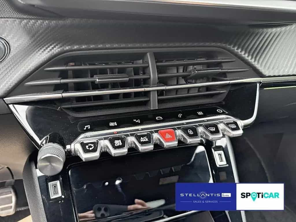 Peugeot 2008 GT 04/2022-photo-14