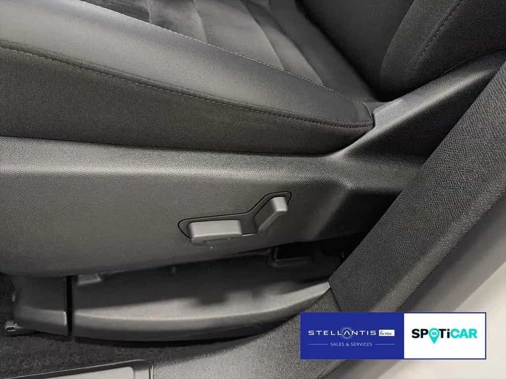 Citroën C5 Aircross Aircross 1.2 Mild-Hybrid 136 Plus S& 04/2024-photo-18