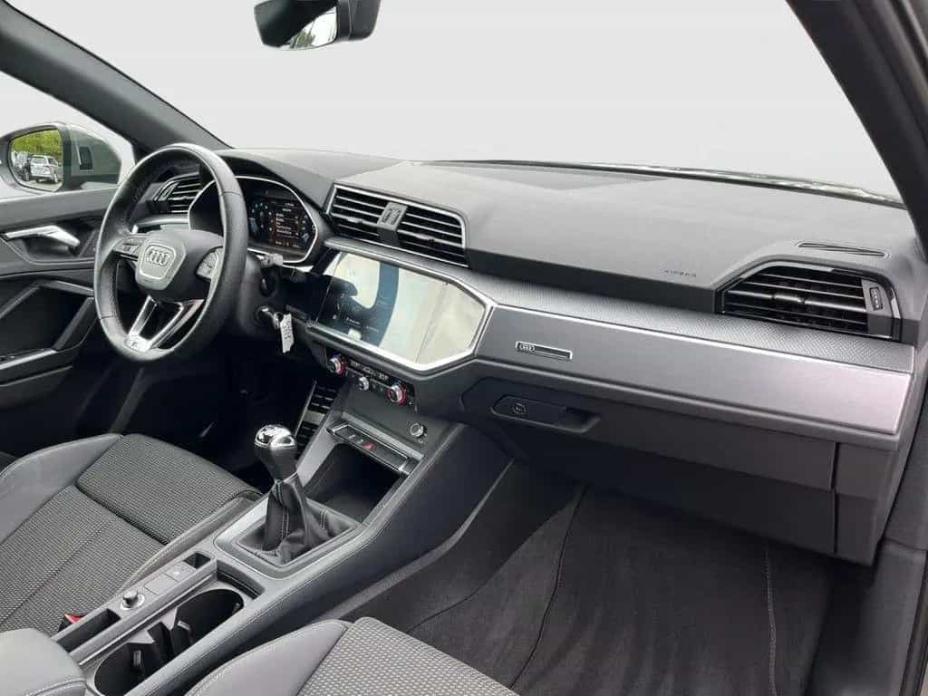 Audi Q3 35 TFSI advanced LED KLIMA SHZ PDC Tempomat 11/2021-photo-17