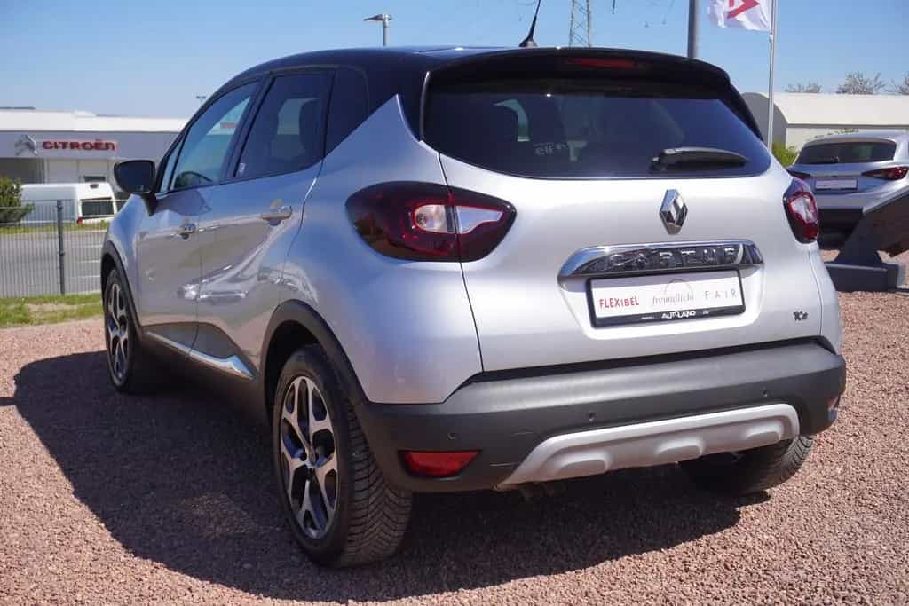 Renault Captur 1.3 TCe 150 AT LED Navi Panorama 10/2019-photo-1