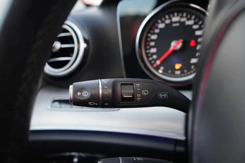 Mercedes-Benz E 200 E200 T-Modell Avantgarde LED Navi 360° Panorama 03/2017-photo-21