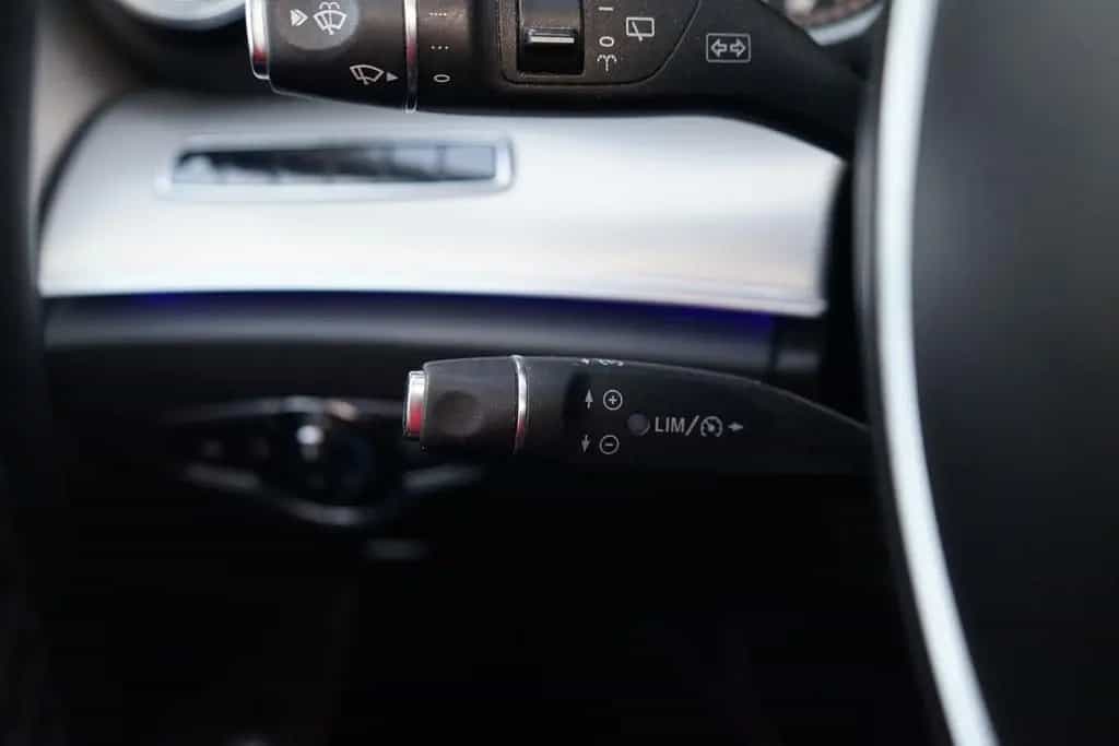 Mercedes-Benz E 200 E200 T-Modell Avantgarde LED Navi 360° Panorama 03/2017-photo-22