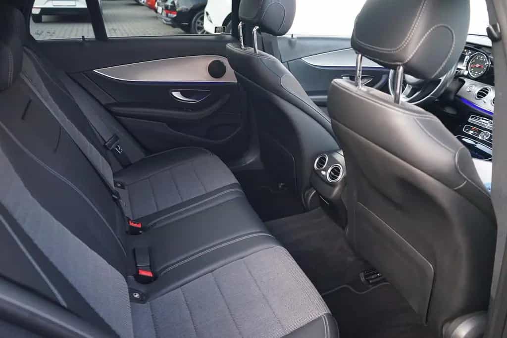 Mercedes-Benz E 200 E200 T-Modell Avantgarde LED Navi 360° Panorama 03/2017-photo-31