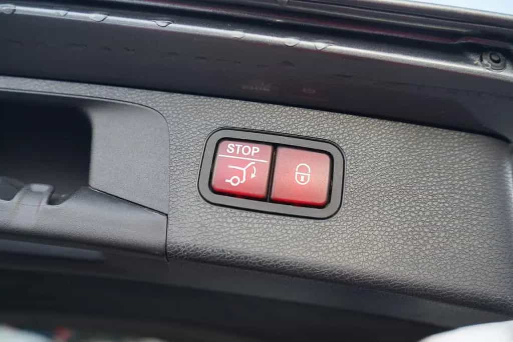 Mercedes-Benz E 200 E200 T-Modell Avantgarde LED Navi 360° Panorama 03/2017-photo-34