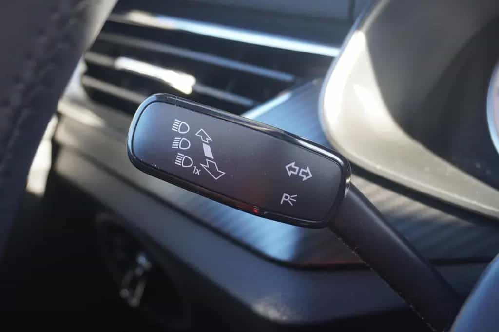Skoda Scala 1.5 TSI Monte Carlo LED Navi ACC Panorama 01/2023-photo-25