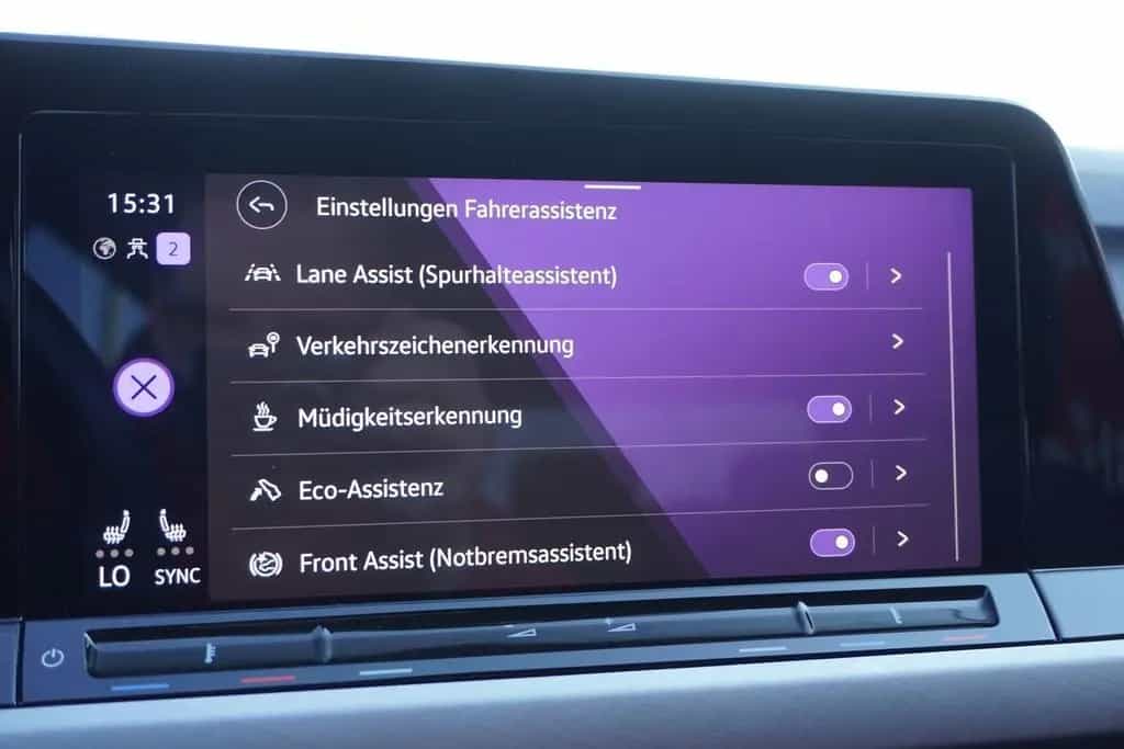 Volkswagen Golf VIII 1.5 16V TSI Move LED Navi ACC DAB PDC 07/2023-photo-16
