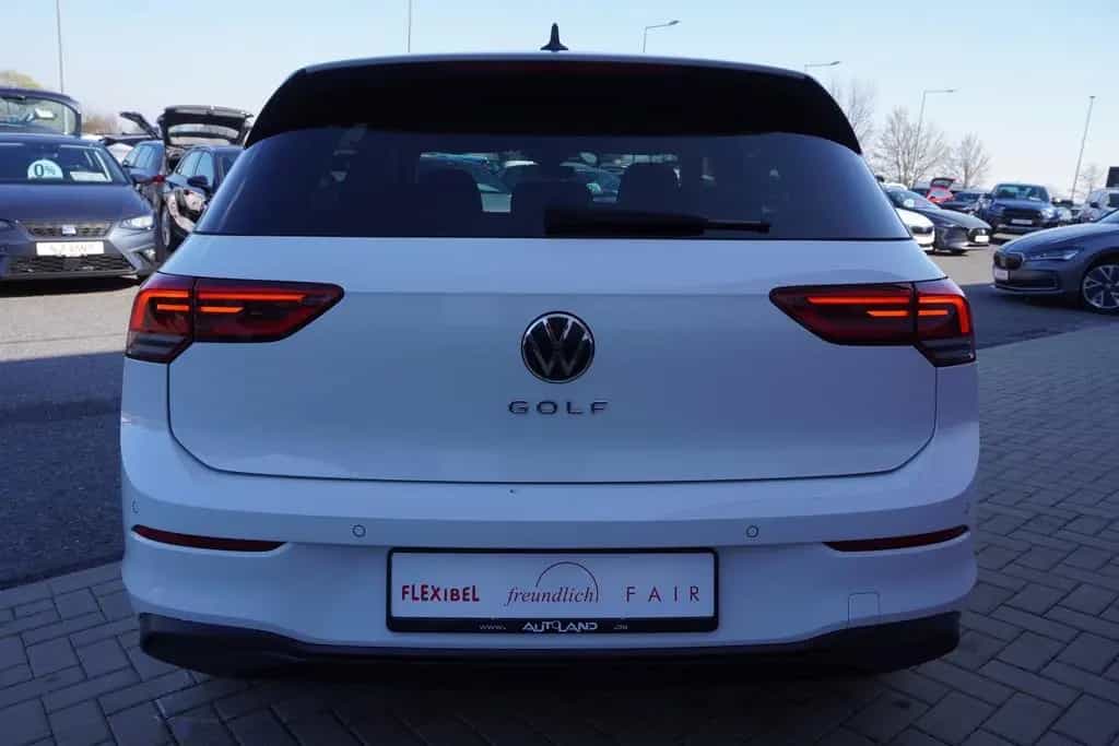 Volkswagen Golf VIII 1.5 16V TSI Move LED Navi ACC DAB PDC 07/2023-photo-2