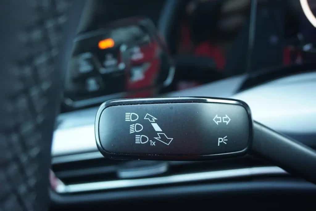 Volkswagen Golf VIII 1.5 16V TSI Move LED Navi ACC DAB PDC 07/2023-photo-26