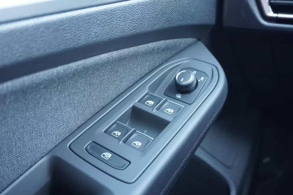 Volkswagen Golf VIII 1.5 16V TSI Move LED Navi ACC DAB PDC 07/2023-photo-28