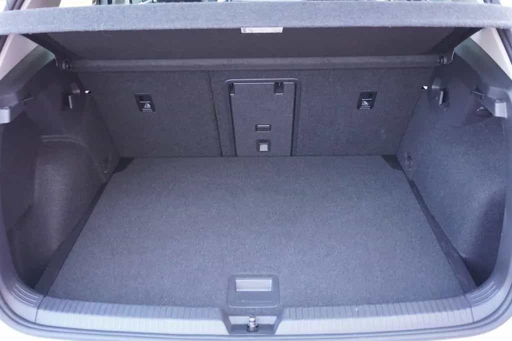 Volkswagen Golf VIII 1.5 16V TSI Move LED Navi ACC DAB PDC 07/2023-photo-35