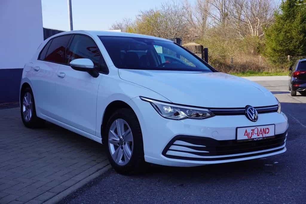 Volkswagen Golf VIII 1.5 16V TSI Move LED Navi ACC DAB PDC 07/2023-photo-4