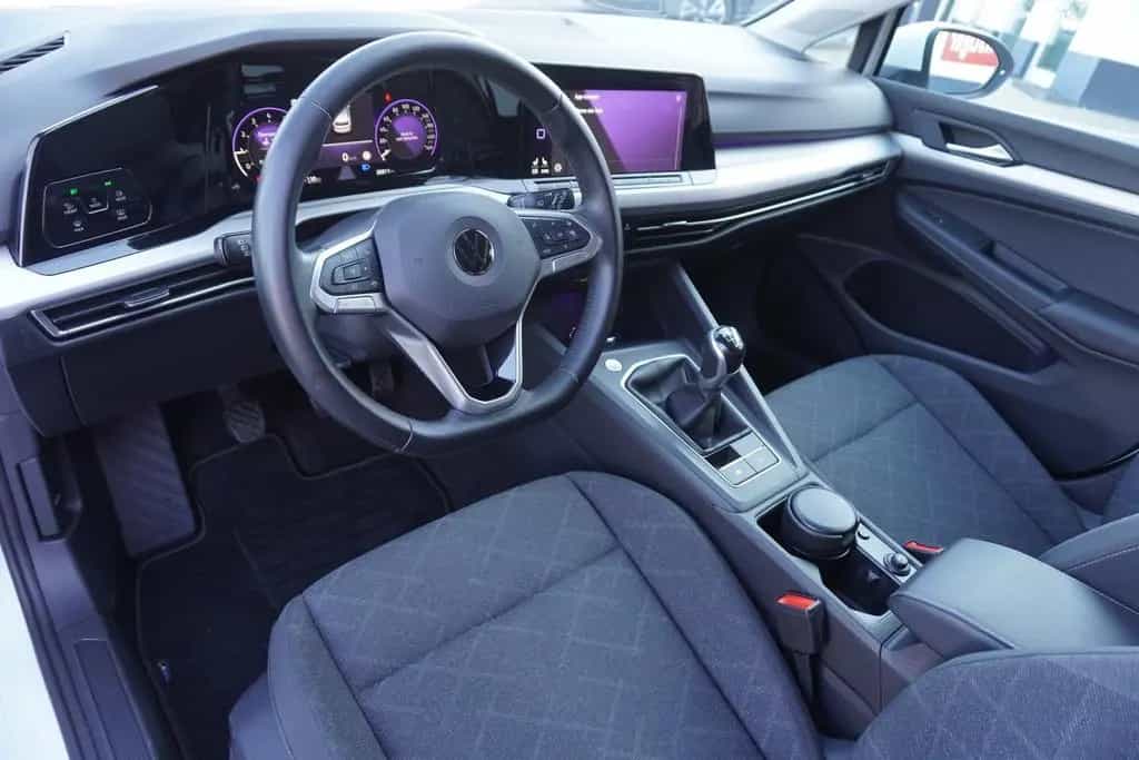Volkswagen Golf VIII 1.5 16V TSI Move LED Navi ACC DAB PDC 07/2023-photo-6