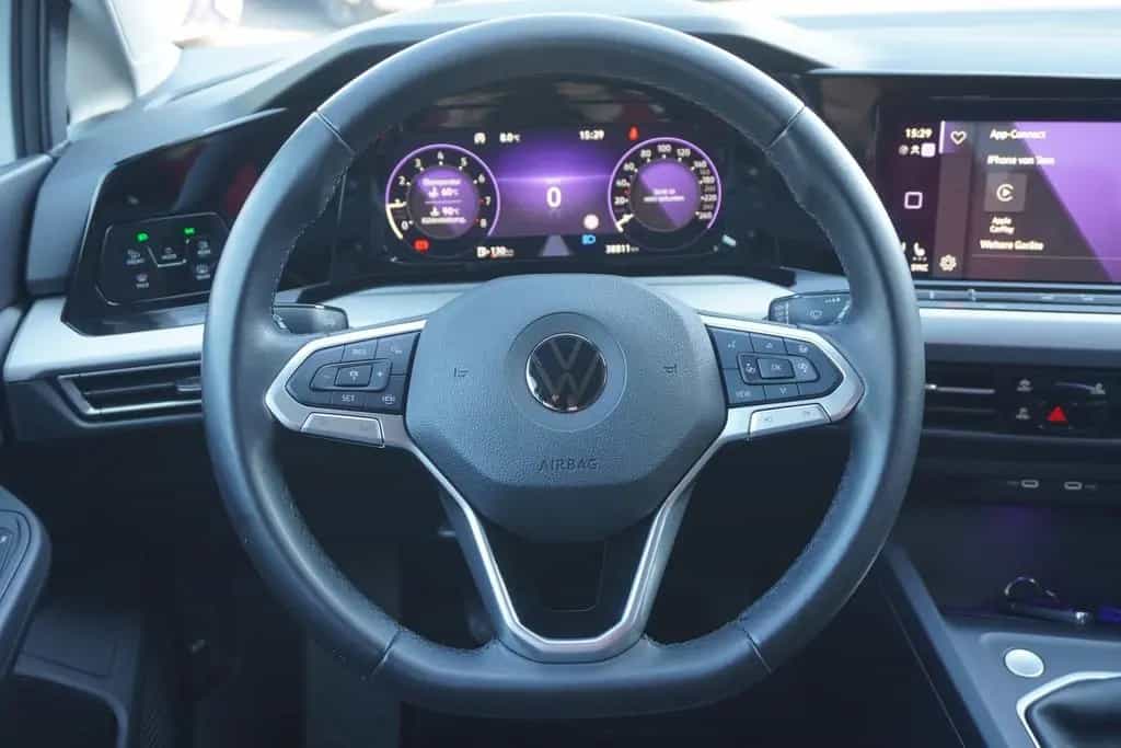 Volkswagen Golf VIII 1.5 16V TSI Move LED Navi ACC DAB PDC 07/2023-photo-8