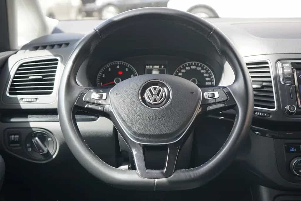 Volkswagen Sharan 1.4 TSI DSG Sound Bi-Xenon Standheizung A 01/2018-photo-17