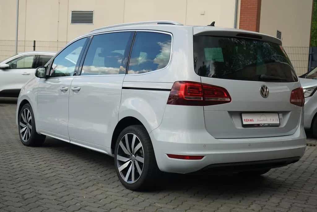 Volkswagen Sharan 1.4 TSI DSG Sound Bi-Xenon Standheizung A 01/2018-photo-3