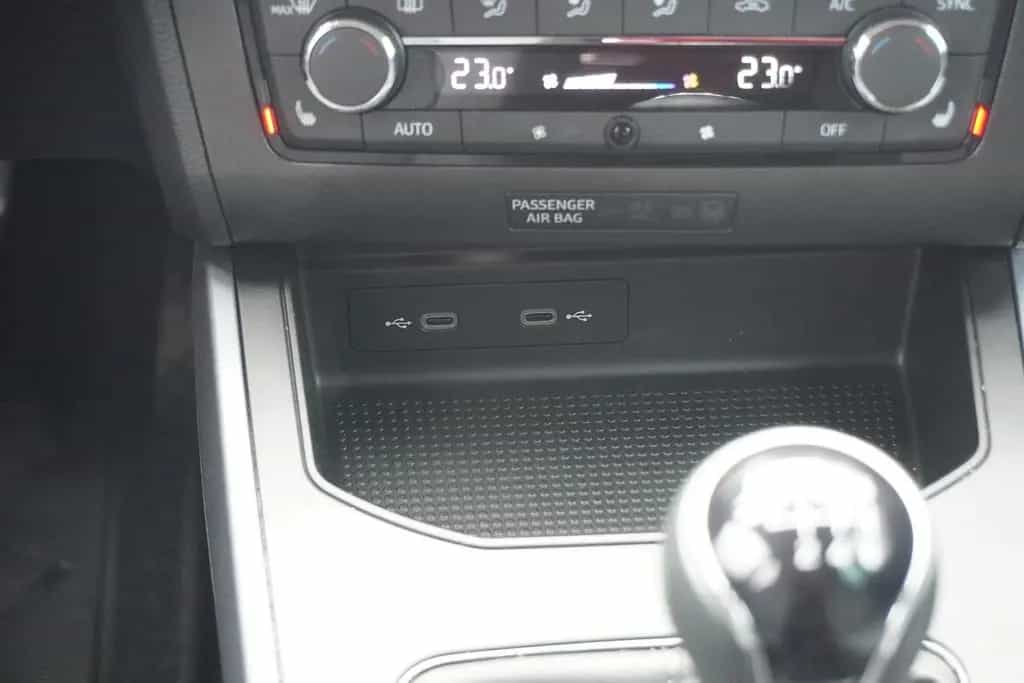 Seat Arona 1.0 TSI Style LED Beats Kamera Sitzheizung 05/2021-photo-16