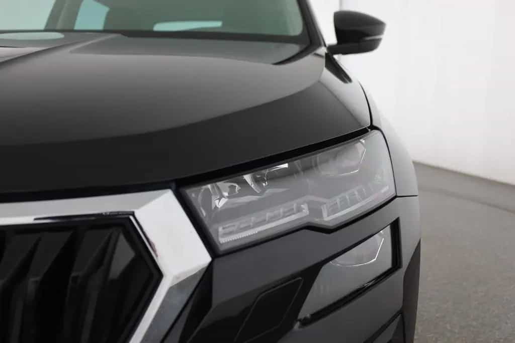Skoda Karoq 1.5 TSI DSG Ambition LED Navi ACC Kamera 11/2022-photo-29