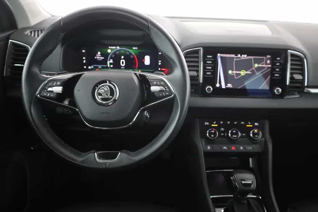 Skoda Karoq 1.5 TSI DSG Ambition LED Navi ACC Kamera 11/2022-photo-9