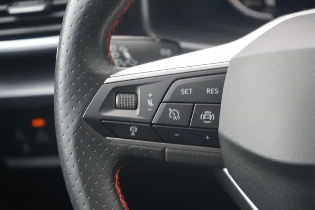 Seat Leon Sportstourer 1.5 FR LED Navi ACC Totwinkel 11/2020-photo-15