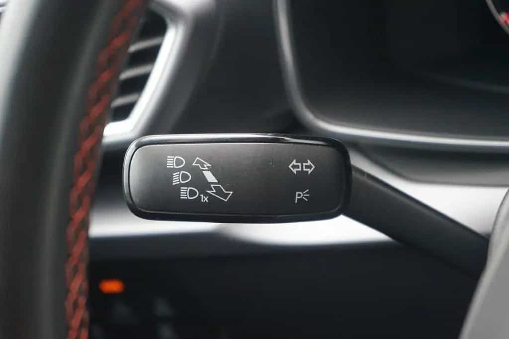 Seat Leon Sportstourer 1.5 FR LED Navi ACC Totwinkel 11/2020-photo-18