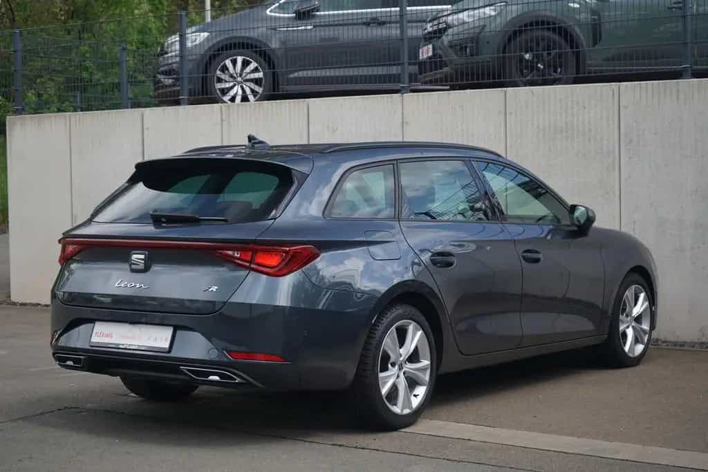 Seat Leon Sportstourer 1.5 FR LED Navi ACC Totwinkel 11/2020-photo-4
