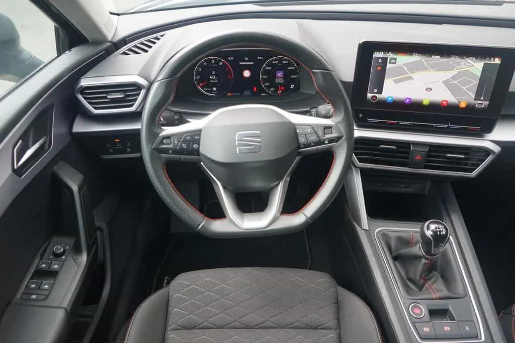 Seat Leon Sportstourer 1.5 FR LED Navi ACC Totwinkel 11/2020-photo-8