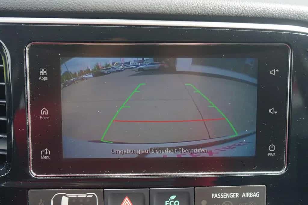 Mitsubishi Outlander 2.0 MIVEC Edition Kamera Tempomat DAB 01/2018-photo-10