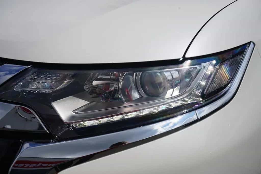 Mitsubishi Outlander 2.0 MIVEC Edition Kamera Tempomat DAB 01/2018-photo-26
