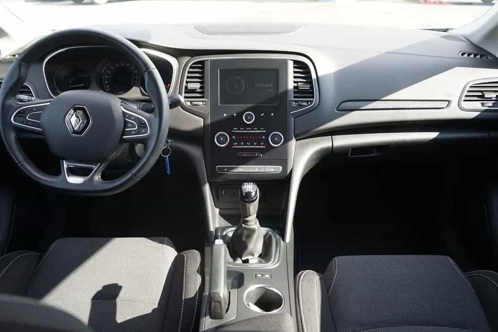 Renault Megane Grandtour 1.2 TCE Navi Sitzheizung DAB 08/2018-photo-12