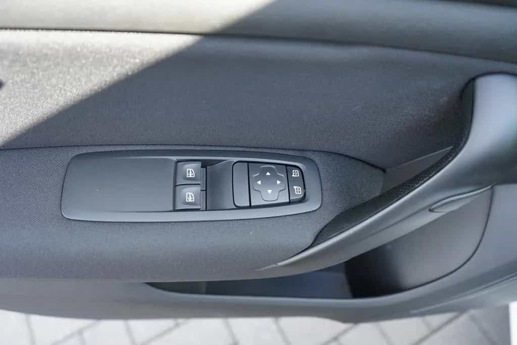 Renault Megane Grandtour 1.2 TCE Navi Sitzheizung DAB 08/2018-photo-14