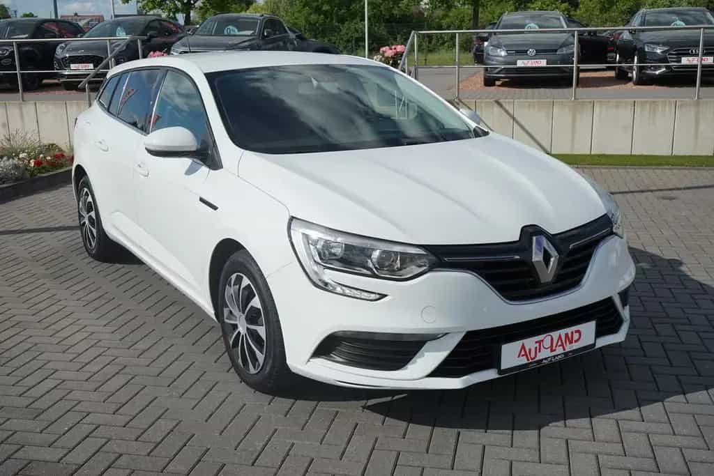 Renault Megane Grandtour 1.2 TCE Navi Sitzheizung DAB 08/2018-photo-3
