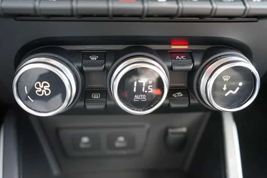 Dacia Duster II 1.3 TCE Prestige 4WD 10/2021-photo-32