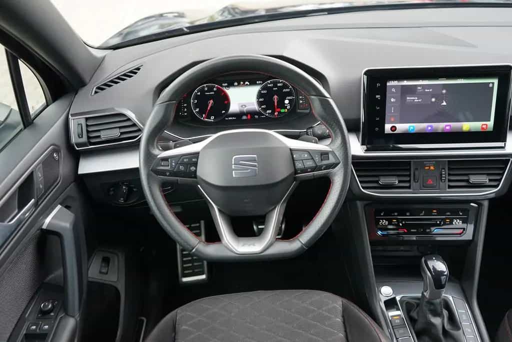 Seat Tarraco 2.0 TSI FR 4Drive LED ACC Sitzheizung 08/2021-photo-16